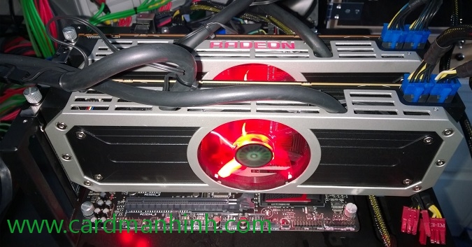 2 card màn hình AMD Radeon R9 295X2 với PSU 1000W